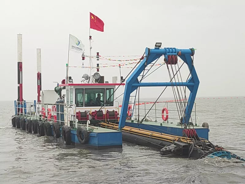 เรือขุดแร่